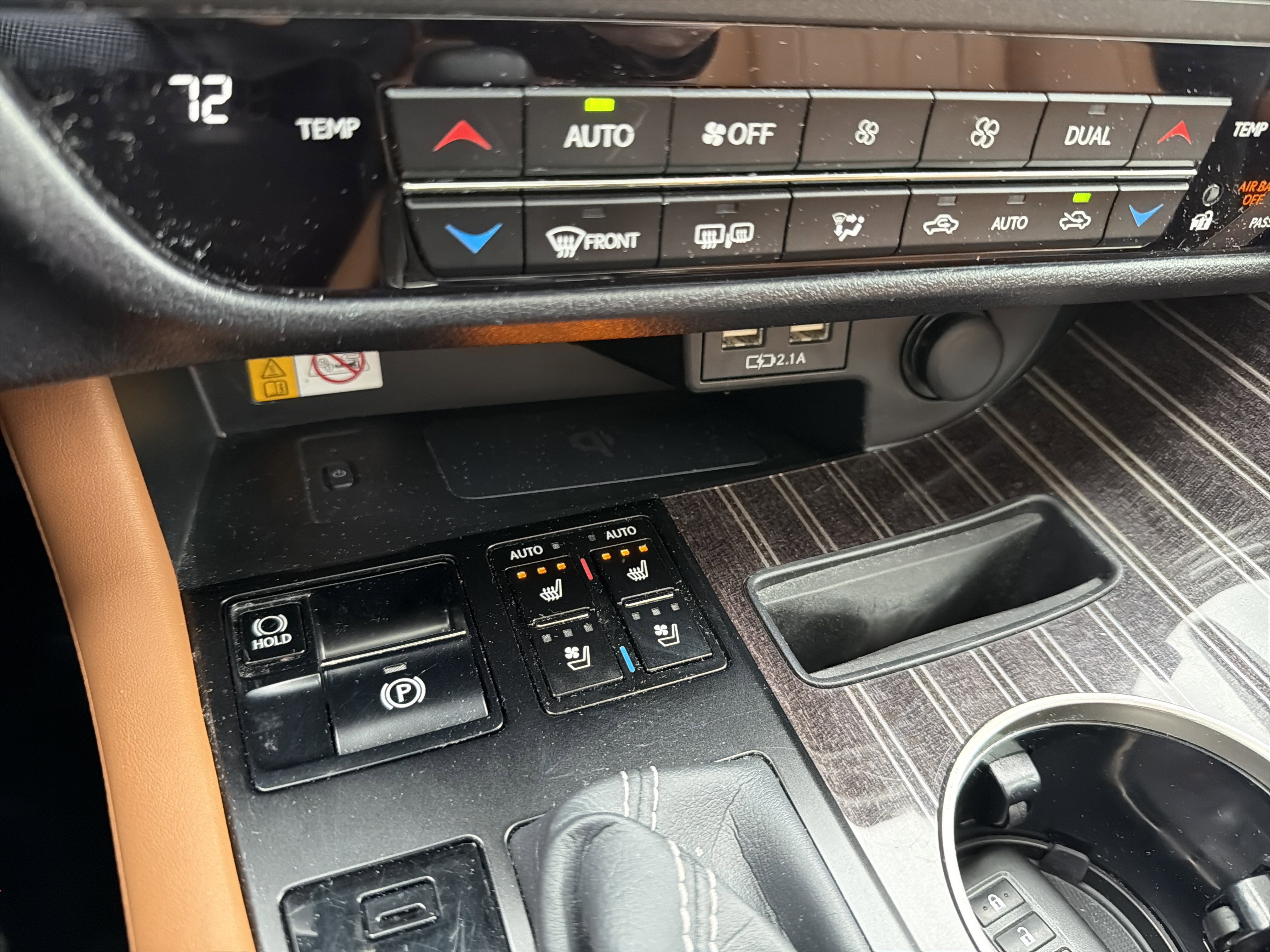 Used 2022 Lexus RX 450h AWD w/ Luxury Package image 60