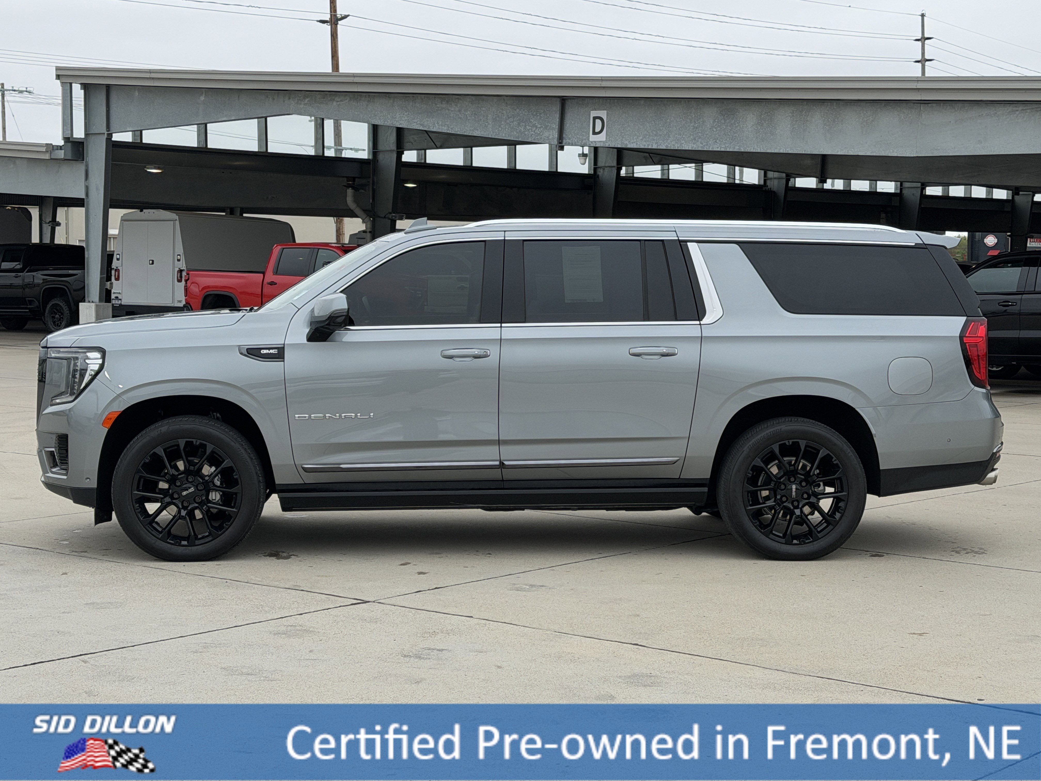 Certified 2024 GMC Yukon XL Denali Ultimate AWD/4WD image 9