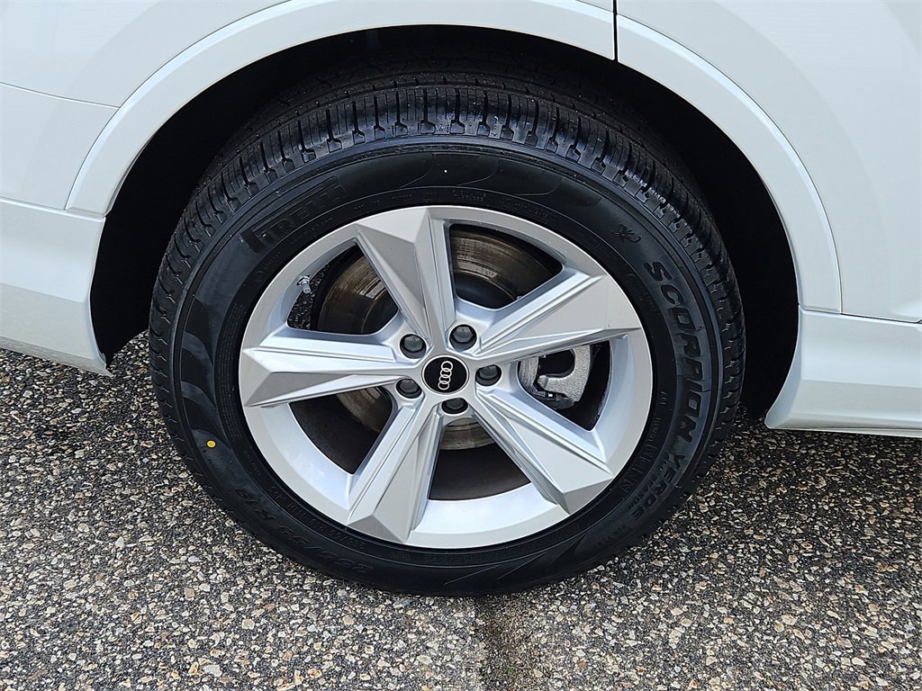 Certified 2022 Audi Q7 2.0T Premium image 9