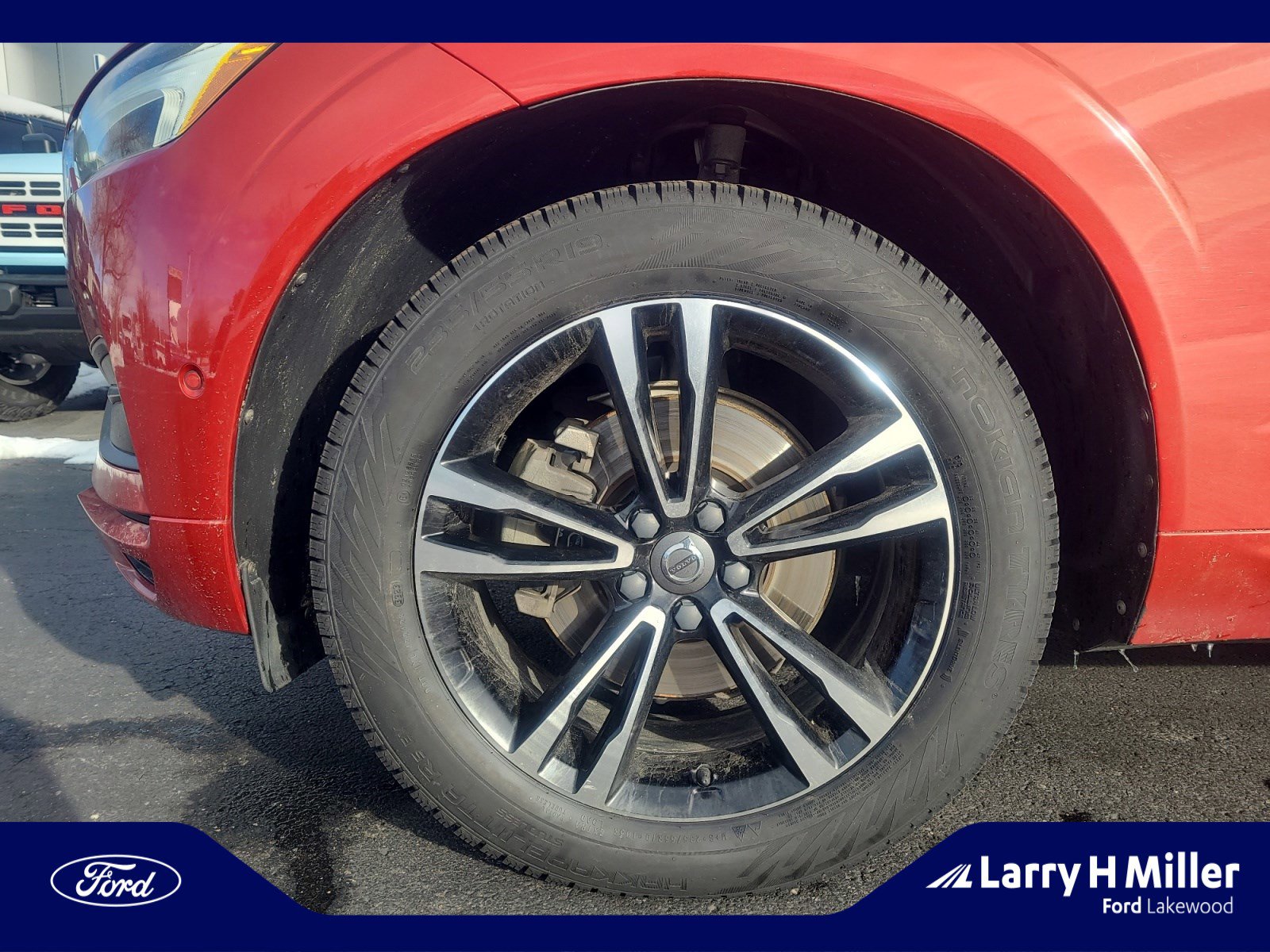 Used 2019 Volvo XC60 T5 Momentum w/ Premium Package image 25