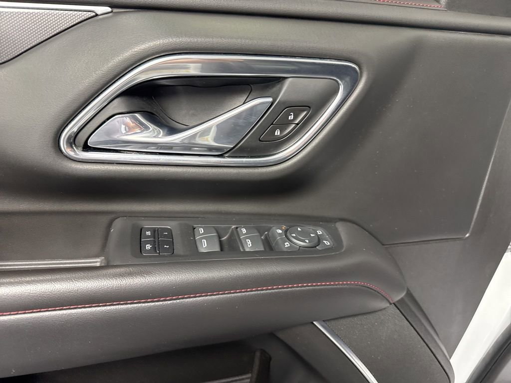 Used 2021 Chevrolet Tahoe RST w/ Luxury Package AWD/4WD image 30