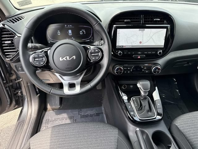 Used 2023 Kia Soul EX FWD image 18