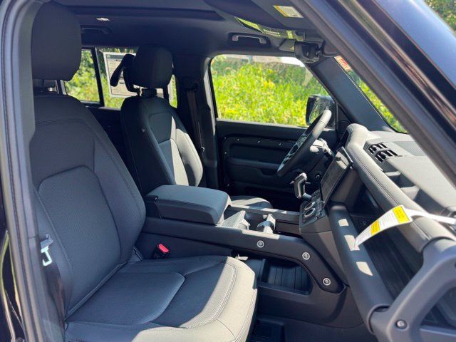 New 2026 Land Rover Defender 110 S AWD/4WD image 20