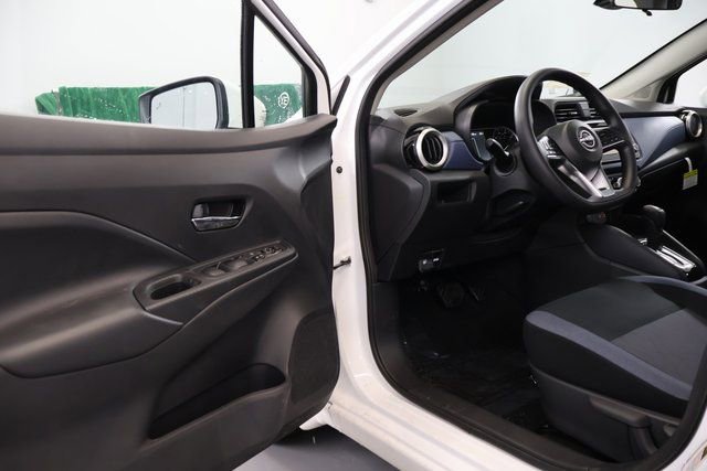 New 2025 Nissan Versa SV w/ Trunk Package image 8