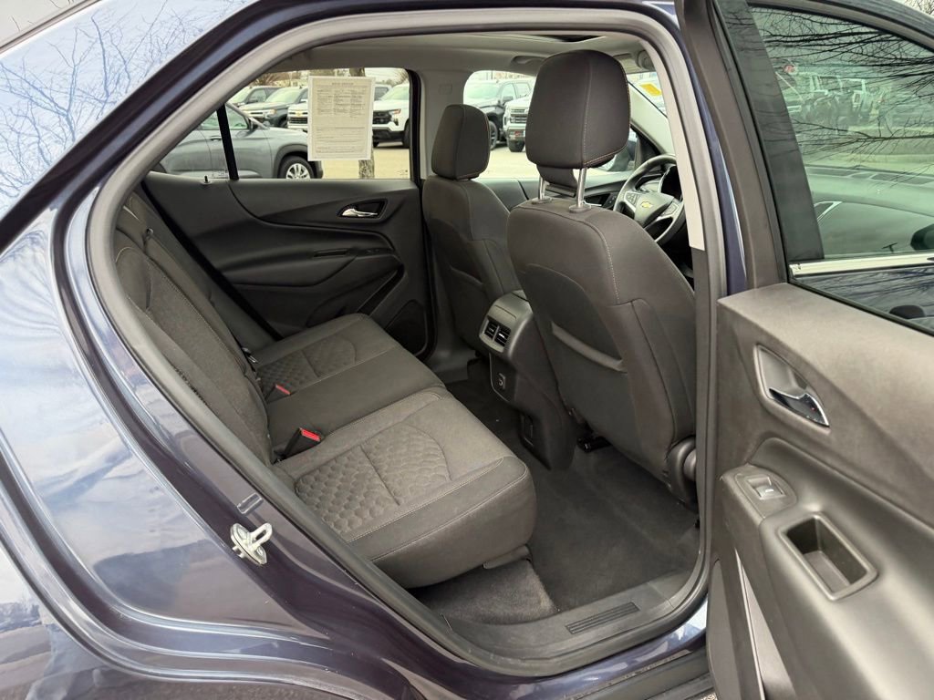 Used 2019 Chevrolet Equinox LT w/ Sun & Navigation Package image 21