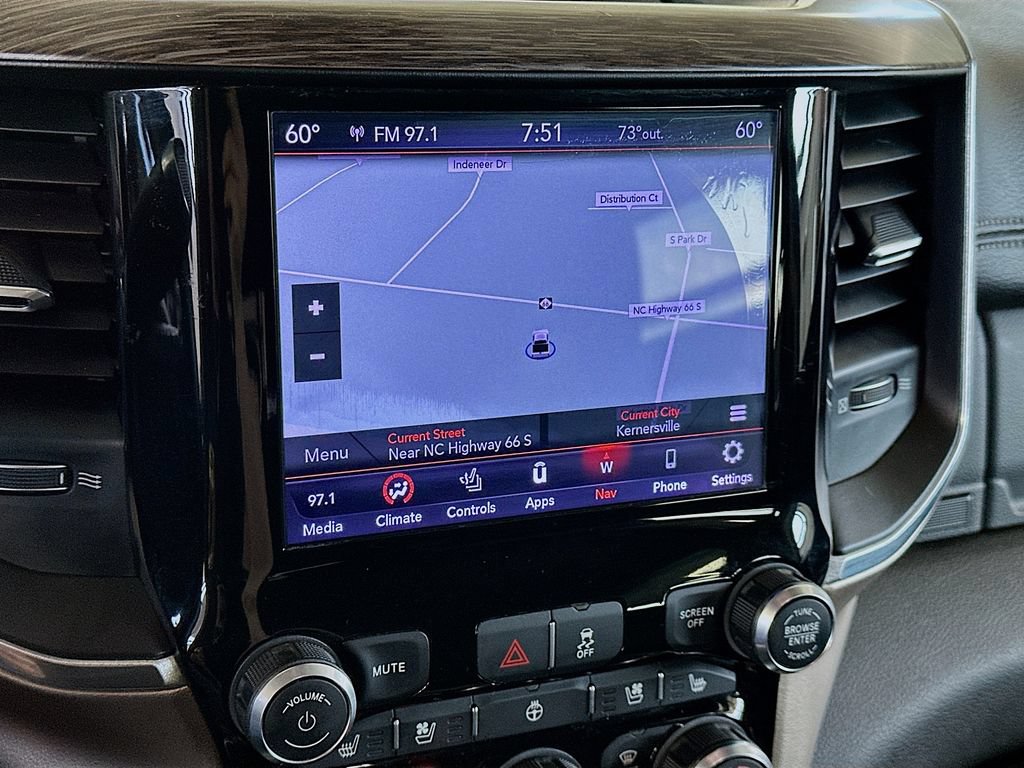 Used 2019 RAM 3500 Laramie AWD/4WD image 18