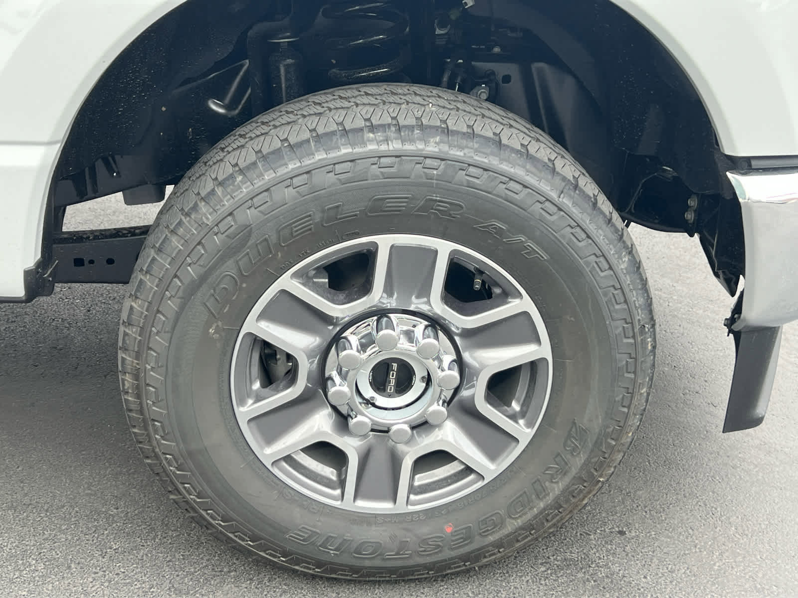 New 2026 Ford F350 Lariat image 16