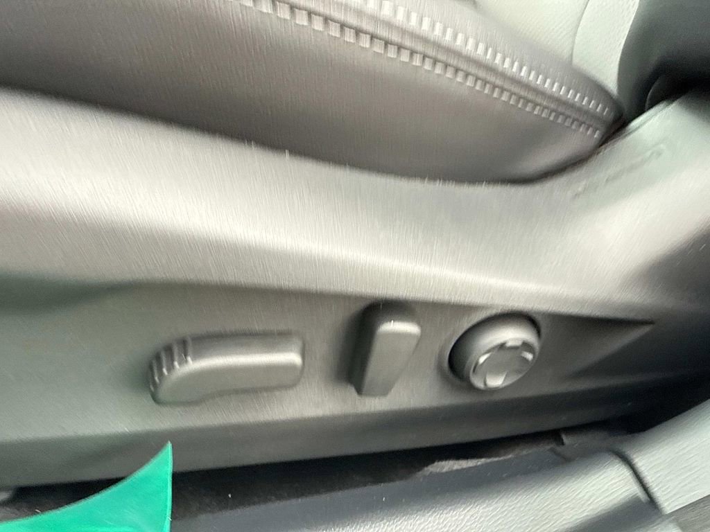 New 2025 Subaru Outback Limited w/ Popular Package #2 image 22