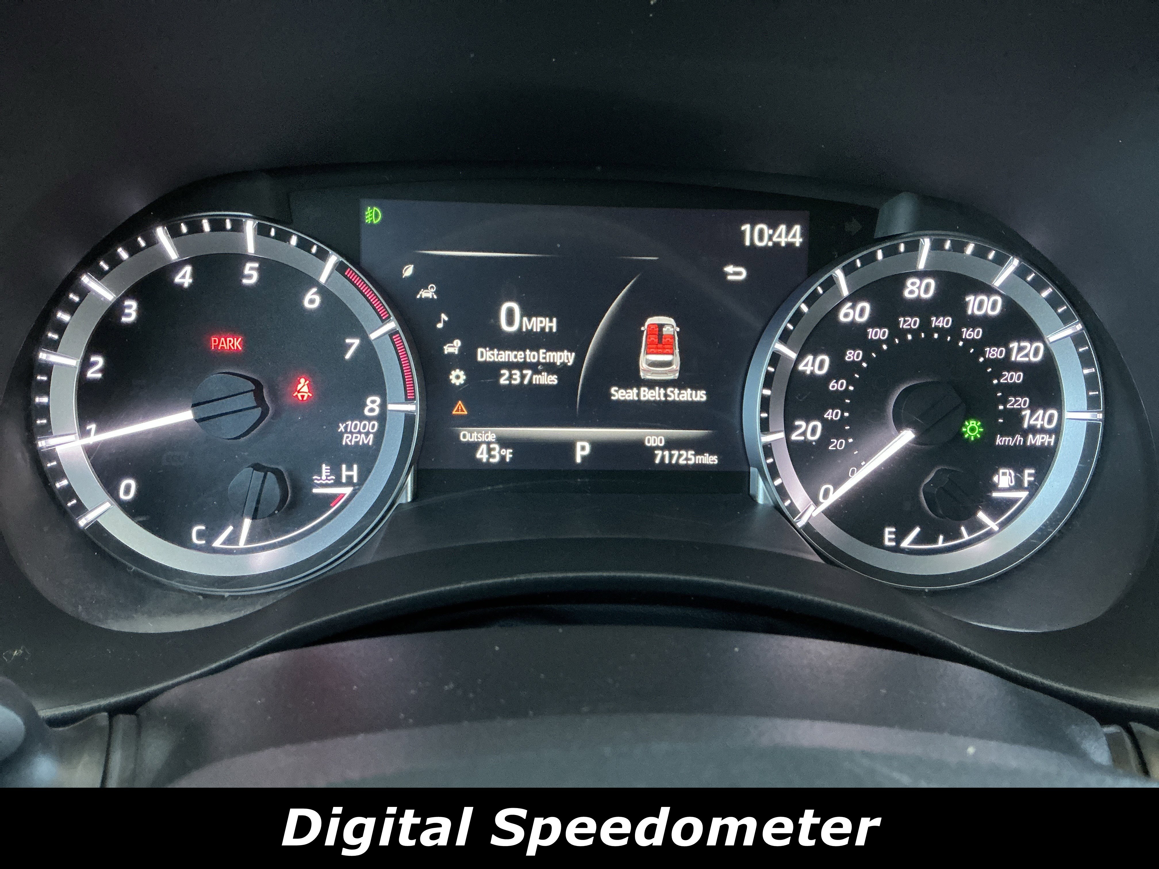 Used 2023 Toyota Highlander XLE image 8