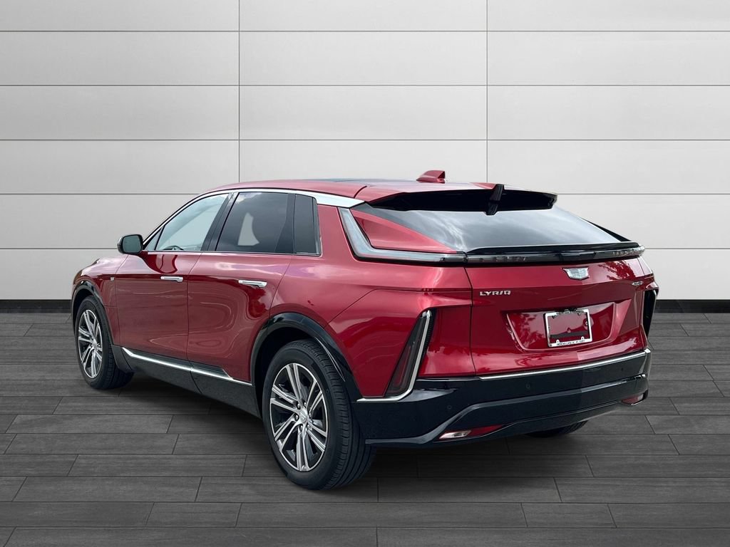 Certified 2024 Cadillac Lyriq Luxury RWD image 4