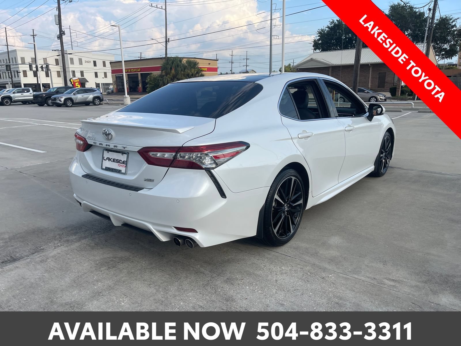 Used 2018 Toyota Camry XSE FWD image 5