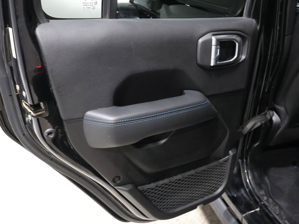 Used 2021 Jeep Wrangler Unlimited Rubicon 4xe w/ Steel Bumper Group image 17