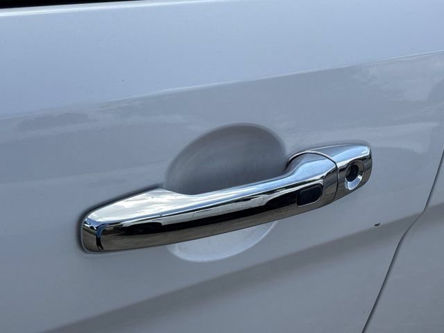 Used 2018 Ford Explorer Limited AWD/4WD image 17