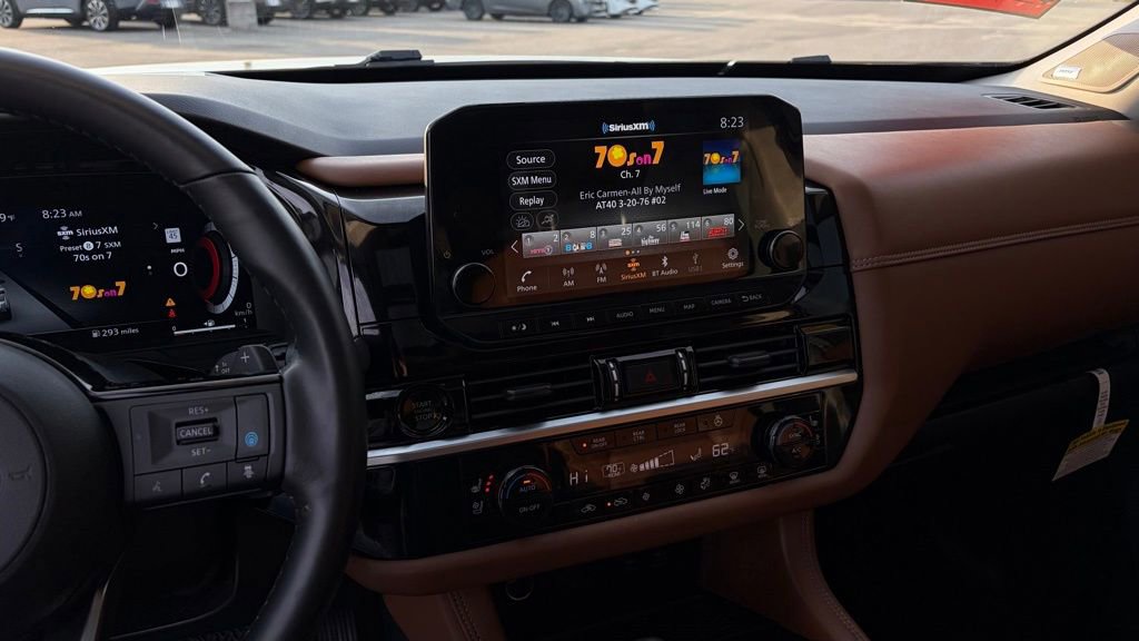 Certified 2025 Nissan Pathfinder Platinum AWD/4WD image 21