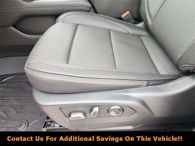 New 2026 GMC Yukon XL Denali w/ Sun & Power Step Package image 18