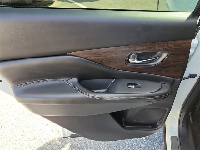 Used 2024 Nissan Murano Platinum w/ Cargo Package image 12