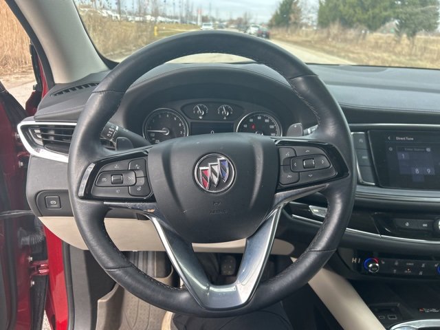 Used 2023 Buick Enclave Essence image 12