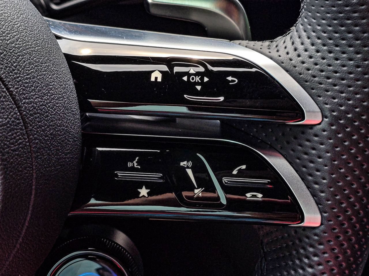 Used 2026 Mercedes-Benz AMG GT 43 image 23