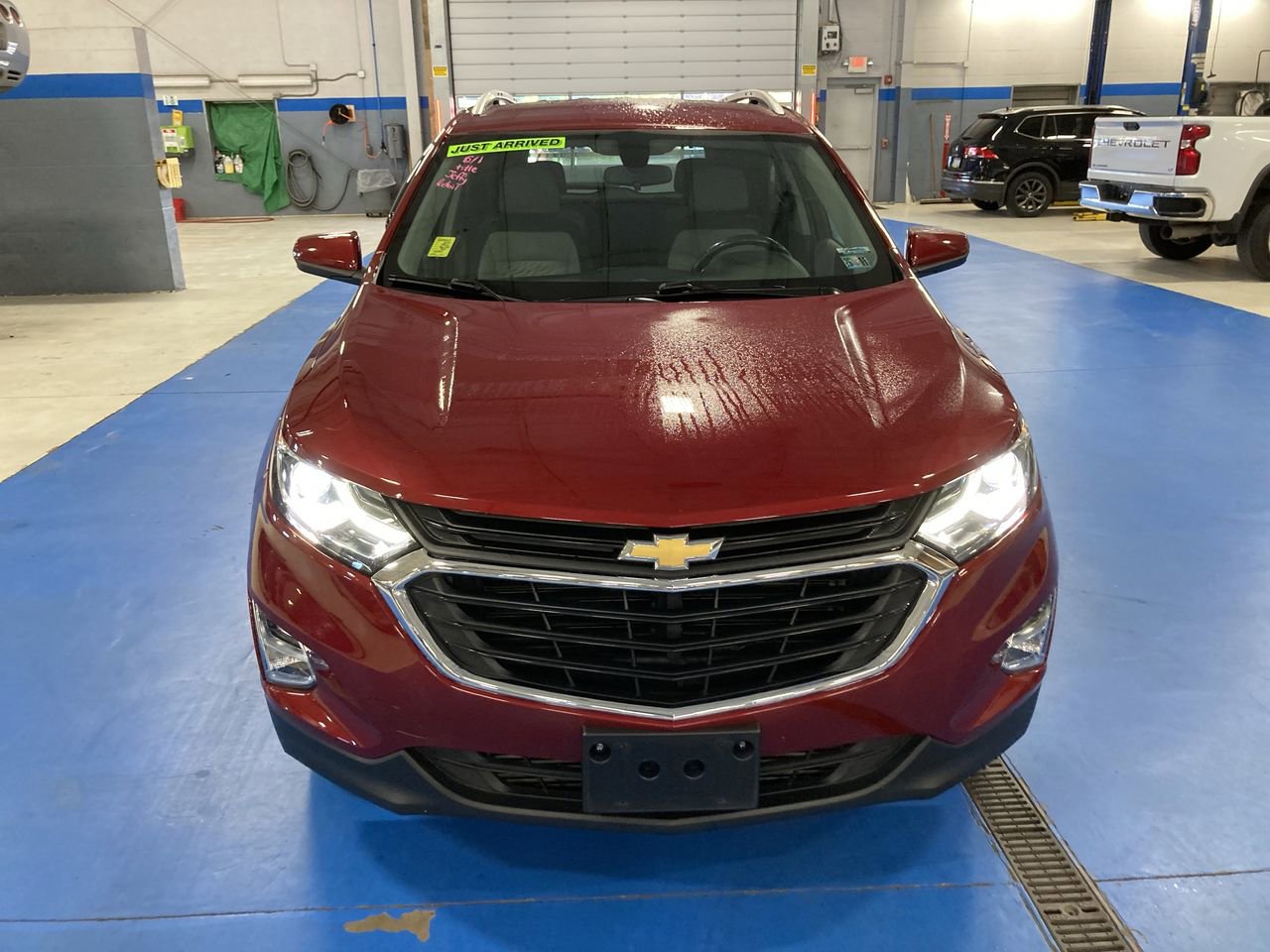 Used 2019 Chevrolet Equinox LT AWD/4WD image 2