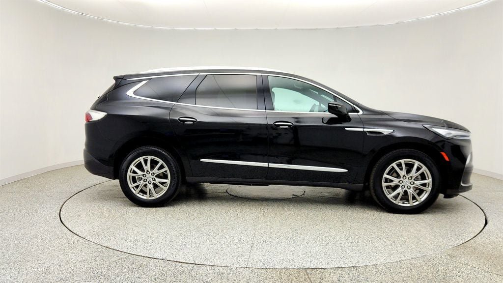 Used 2023 Buick Enclave Essence w/ Experience Buick Package AWD/4WD image 4