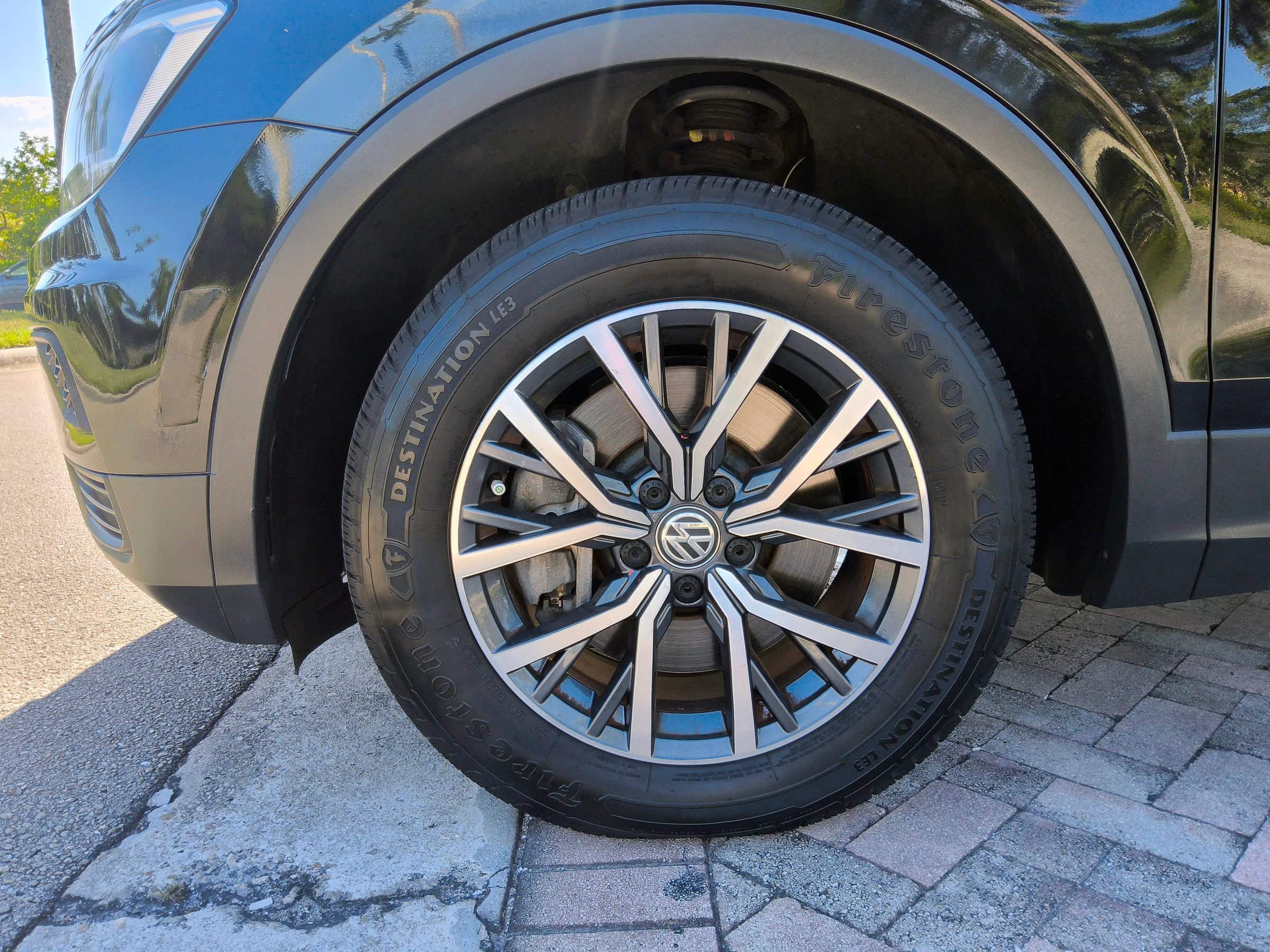 Used 2020 Volkswagen Tiguan S AWD/4WD image 46