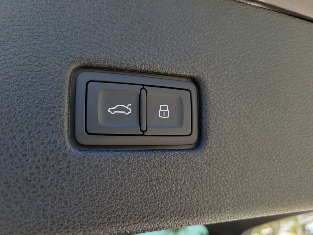 New 2026 Audi Q8 Premium Plus image 31