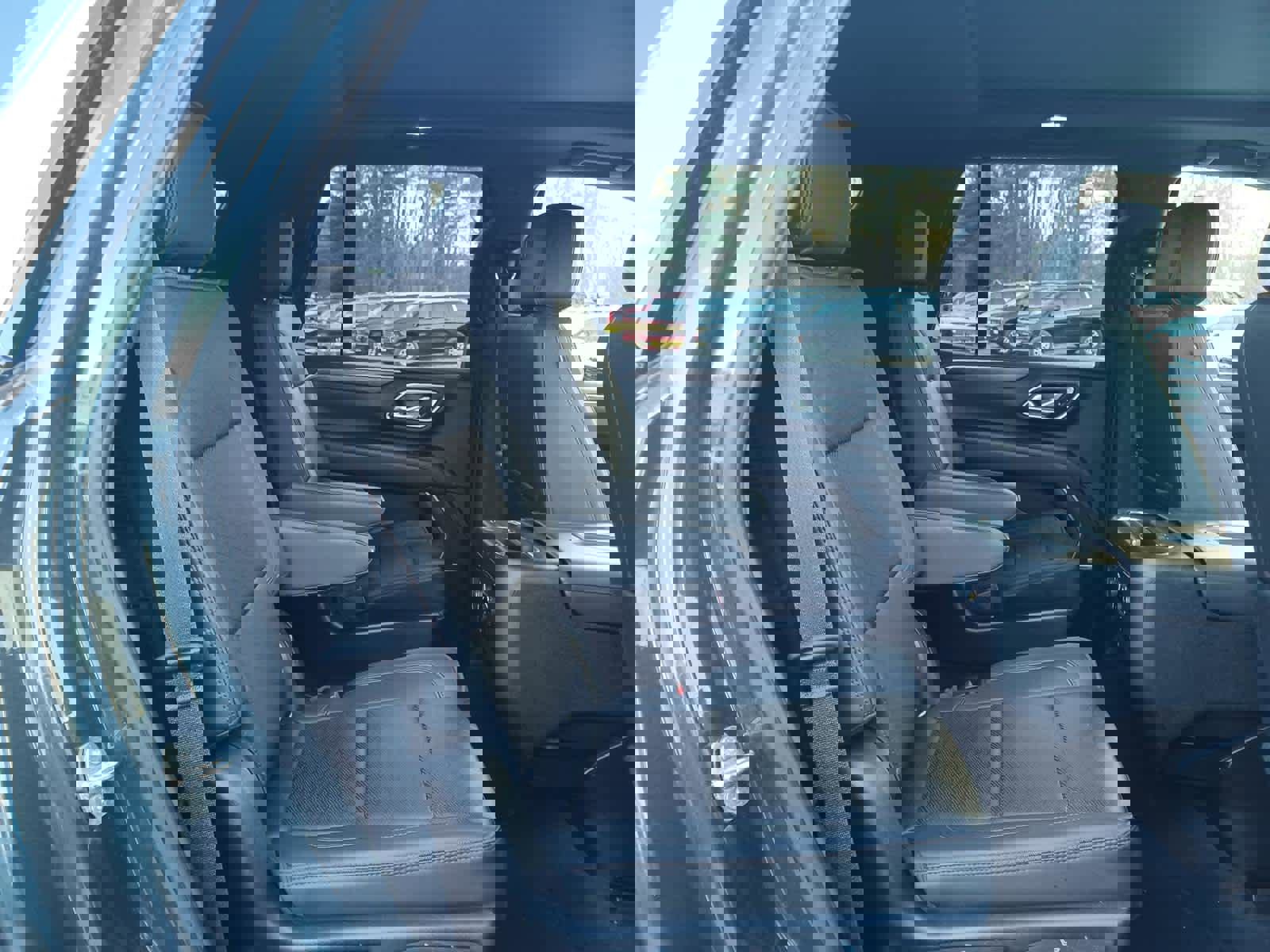 Used 2022 Chevrolet Tahoe High Country w/ Premium Package image 24