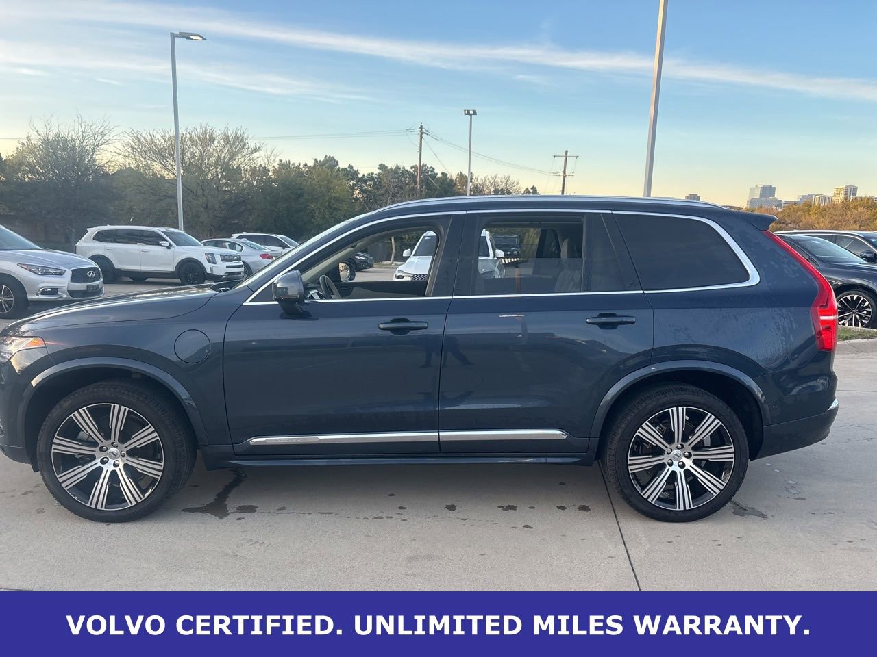 Certified 2024 Volvo XC90 T8 Ultimate w/ Protection Package Premier image 8