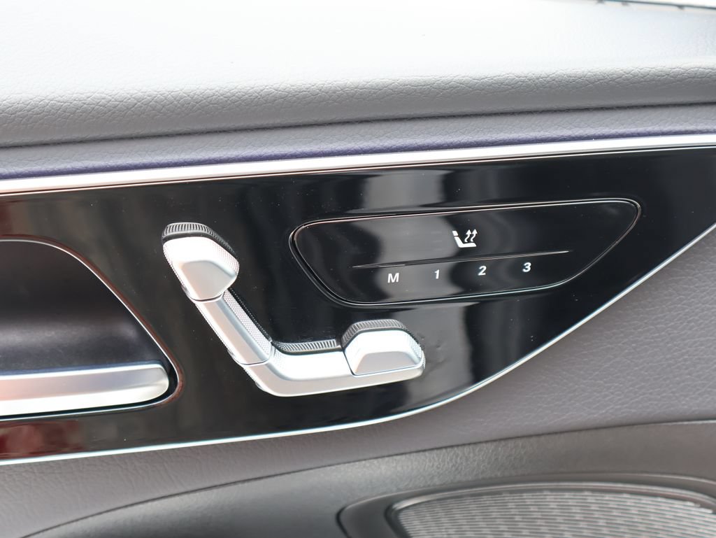 Used 2025 Mercedes-Benz C 300 4MATIC Sedan image 26
