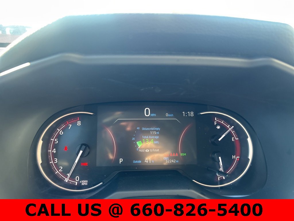 Used 2025 Toyota RAV4 XLE image 18