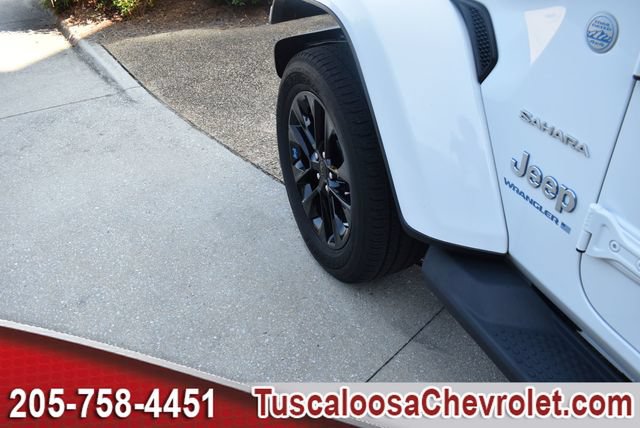 Used 2023 Jeep Wrangler Unlimited Sahara w/ Cold Weather Group AWD/4WD image 20