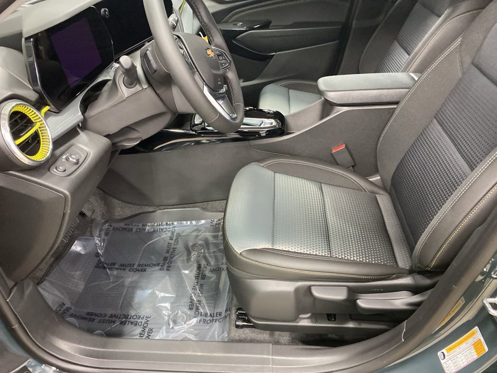 New 2026 Chevrolet Trax LT FWD image 27