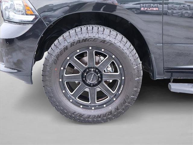 Used 2017 RAM 1500 Sport RWD image 29