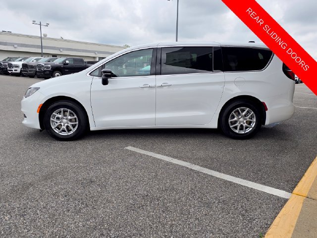New 2027 Chrysler Pacifica LX FWD image 29
