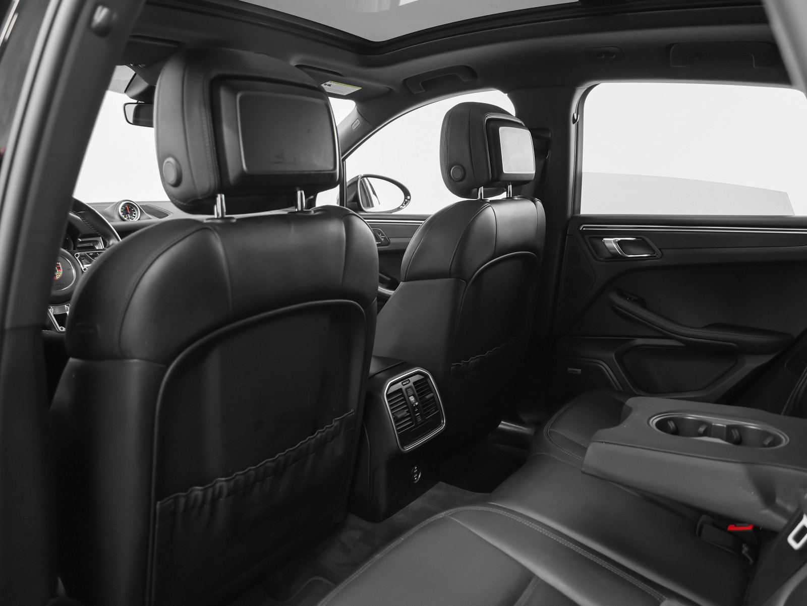 Used 2021 Porsche Macan GTS image 48