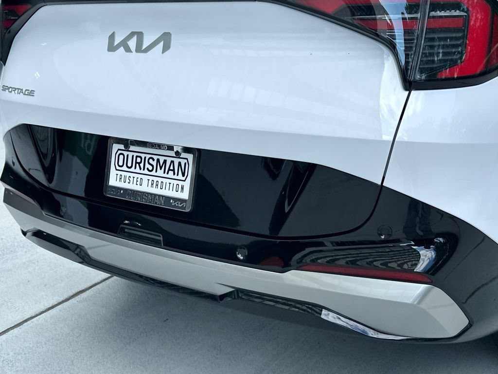 New 2026 Kia Sportage SX FWD image 5