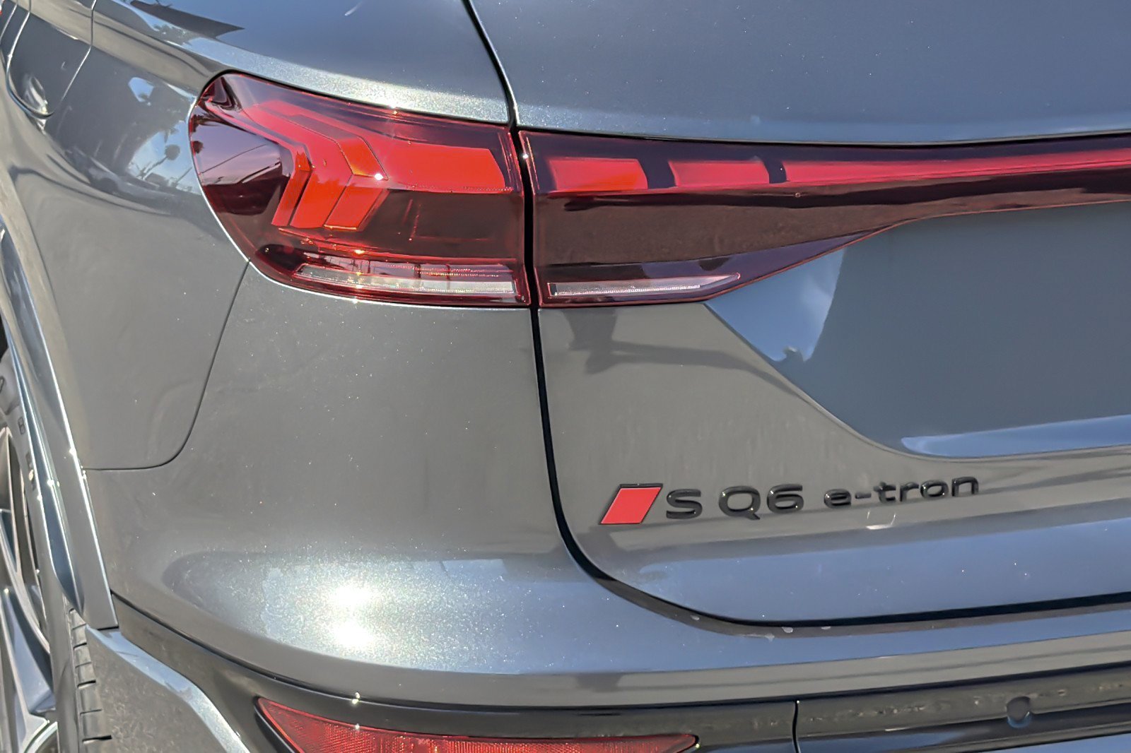 New 2027 Audi SQ6 e-tron Premium Plus AWD/4WD image 27