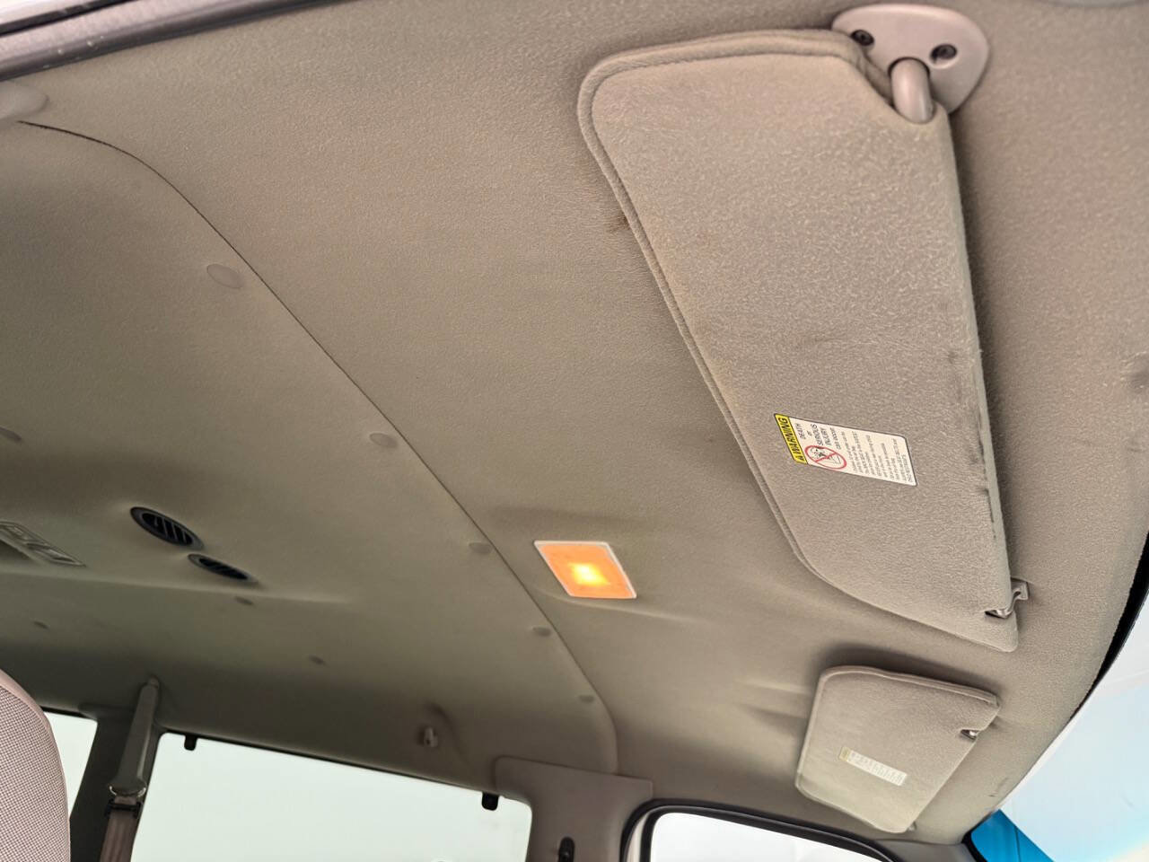 Used 2001 Ford E-350 and Econoline 350 XLT image 32