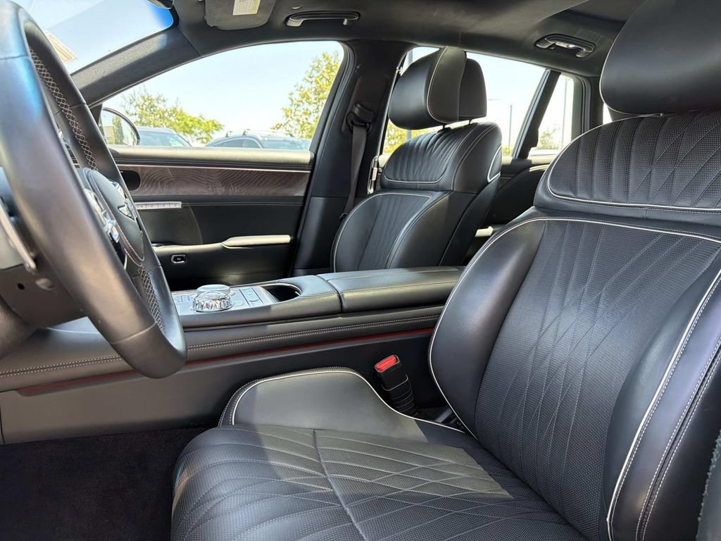 Used 2023 Genesis G90 3.5T AWD/4WD image 16