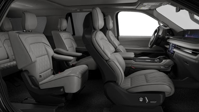 New 2027 Lincoln Navigator L Black Label AWD/4WD image 5
