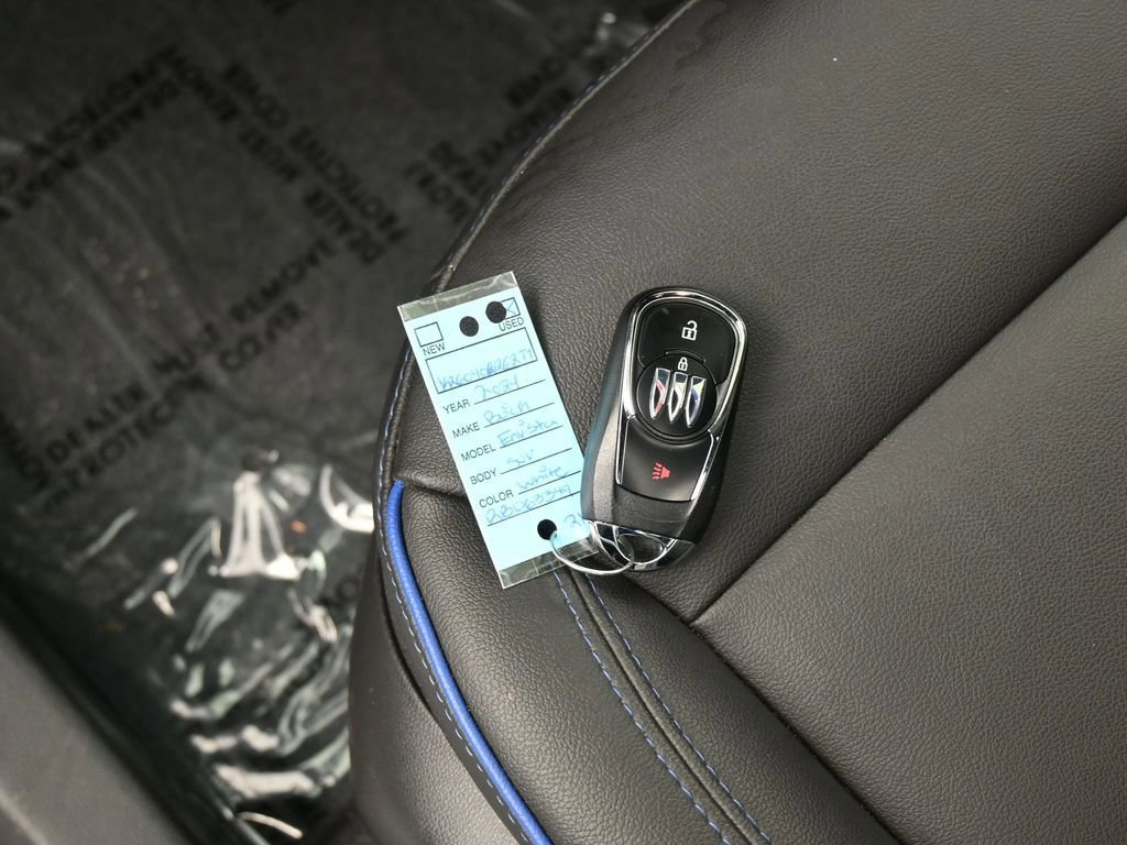 Used 2024 Buick Envista Sport Touring w/ Experience Buick Package image 19