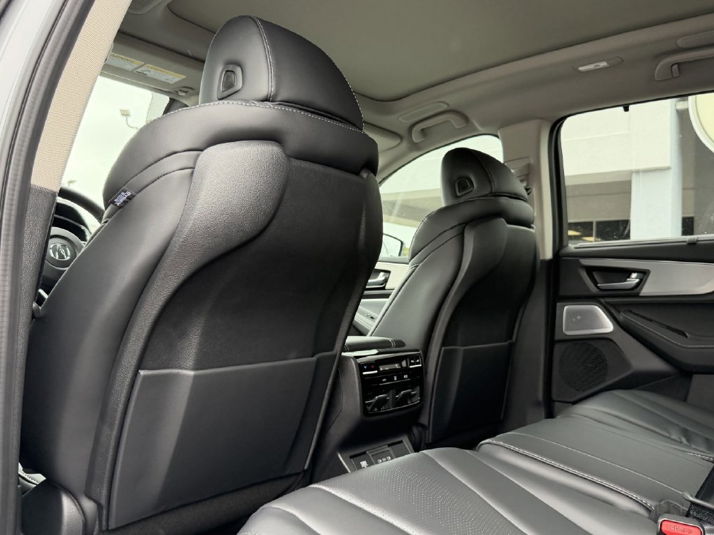 New 2026 Acura MDX w/ Technology Package FWD image 16