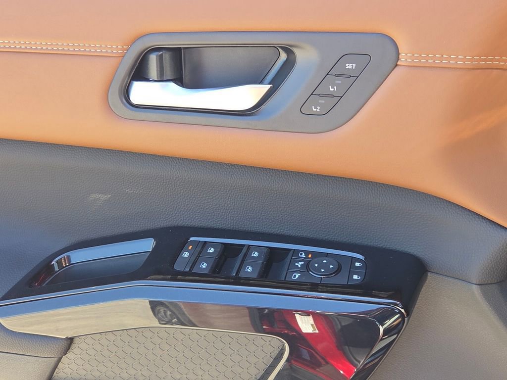 New 2026 Nissan Pathfinder Platinum AWD/4WD image 26