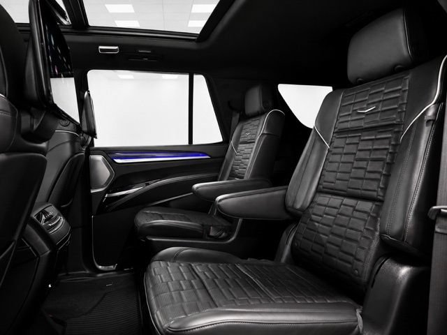 Used 2026 Cadillac Escalade V AWD/4WD image 31