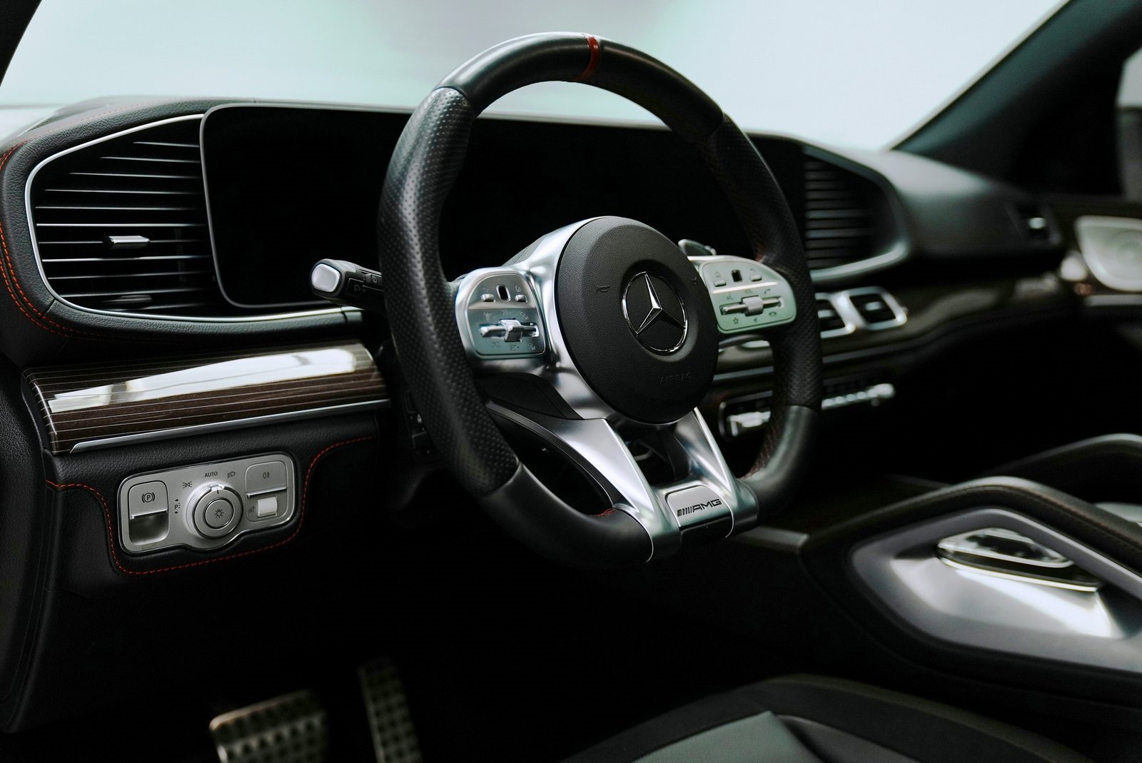 Used 2023 Mercedes-Benz GLE 53 AMG 4MATIC image 21