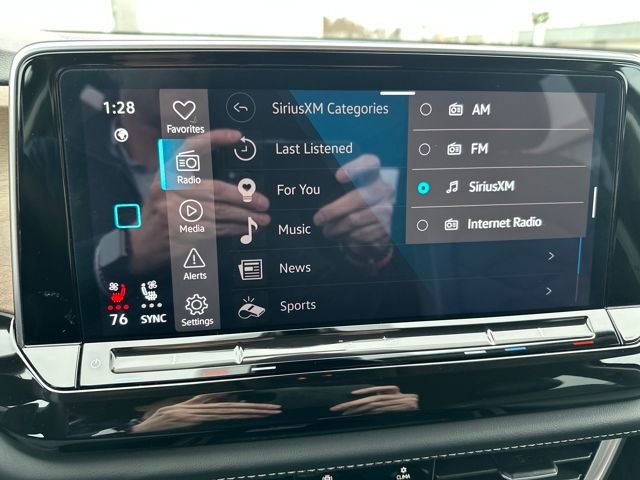 Certified 2025 Volkswagen Atlas SE image 26