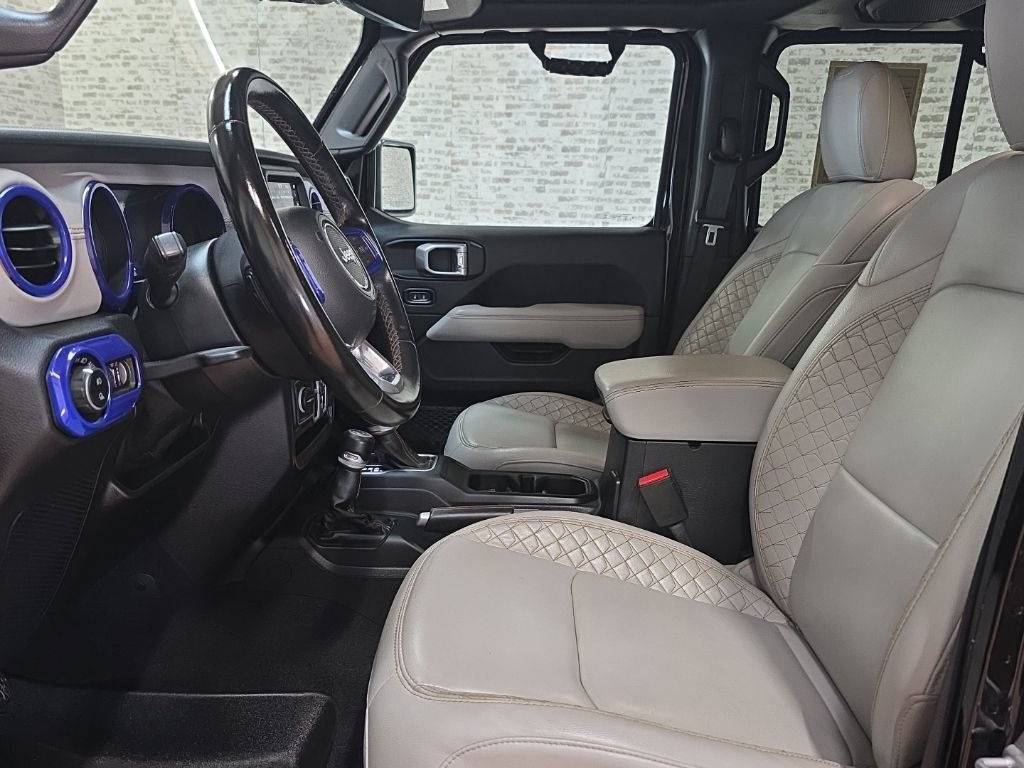 Used 2021 Jeep Gladiator Overland AWD/4WD image 25