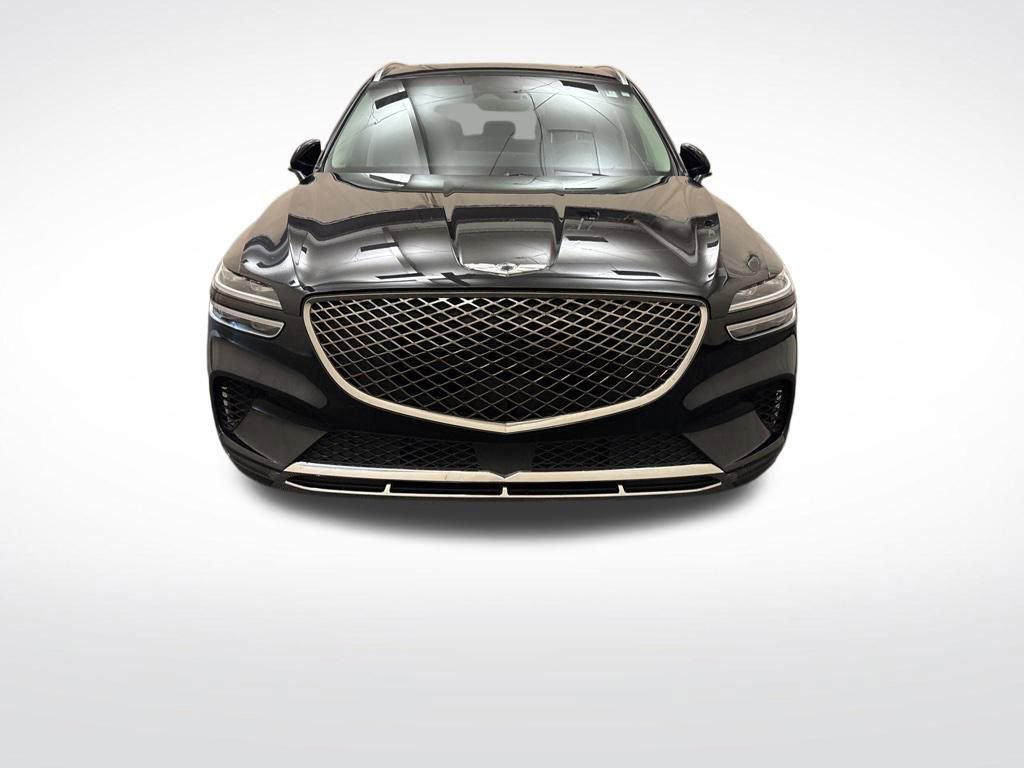 Used 2025 Genesis GV70 2.5T w/ Select Package image 2