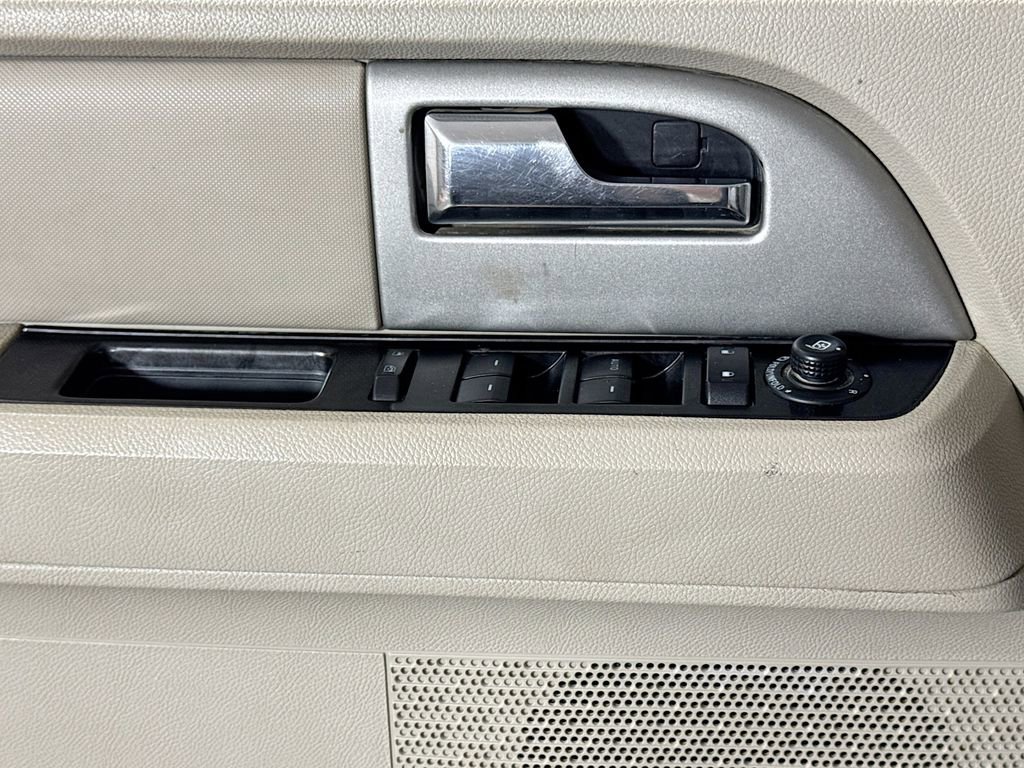 Used 2014 Ford Expedition EL Limited w/ Equipment Group 301A image 16