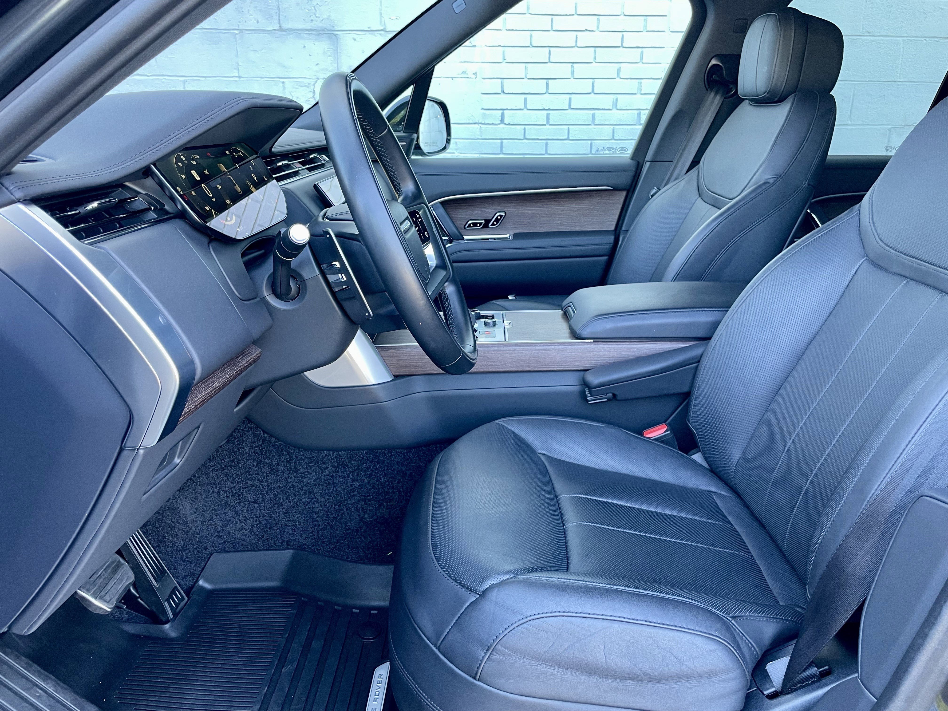 Certified 2023 Land Rover Range Rover SE image 14